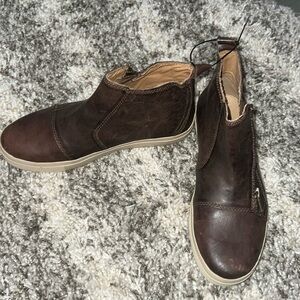 Men’s Von Dutch Sneaker Boot 🥾 • Size 9M NWOT